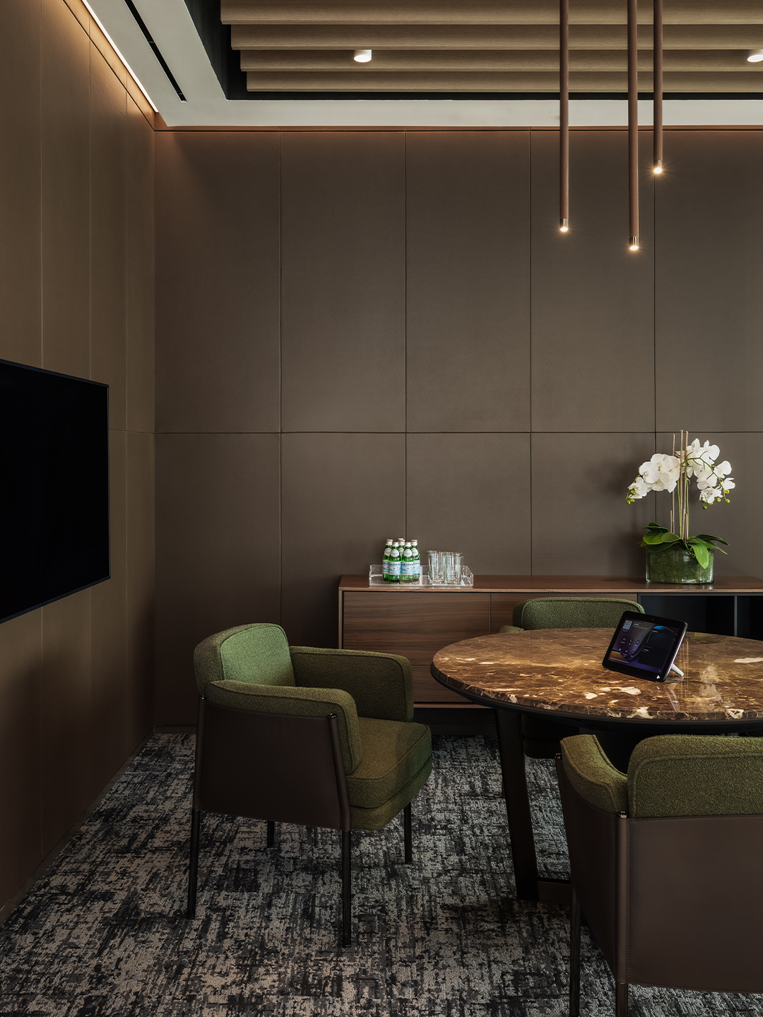 Cortina_Custom-Perforated-WallPanels-Vocon-0626-Full Cortina_Custom-Perforated-WallPanels-Vocon-0626-Full